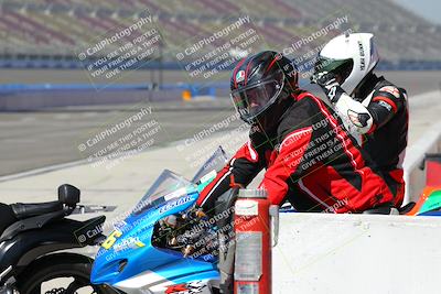 media/Aug-27-2022-Fastrack Riders (Sat) [[c588535105]]/Level 2/Grid/